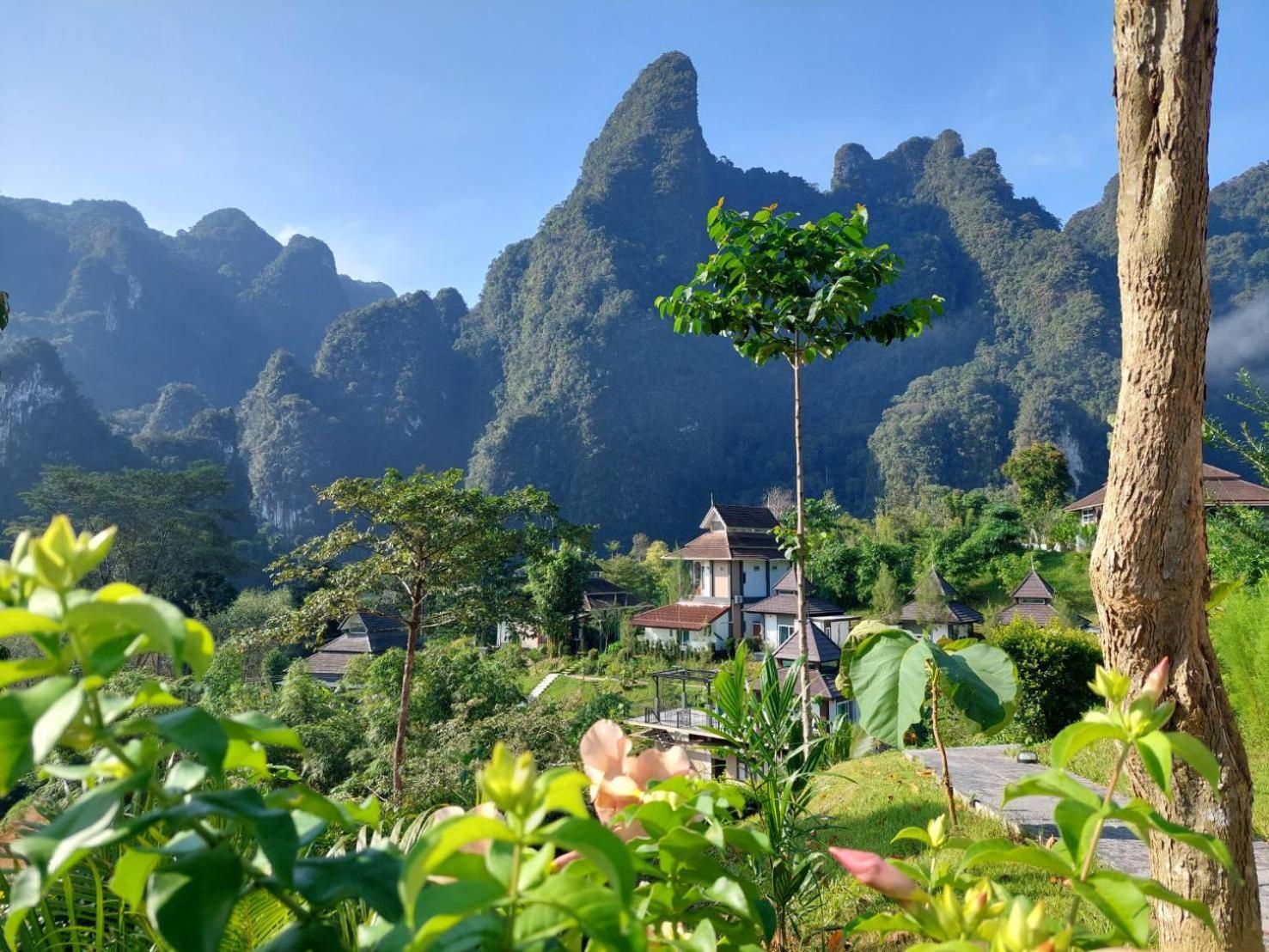 Magical Mountain View Resort Khao Sok National Park Exterior foto